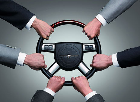 方向盤打法影響行車安全