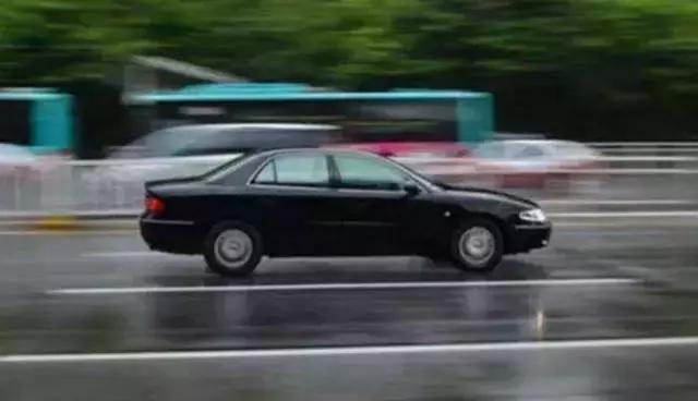 千萬記牢！這些都是剎車將要失靈的前兆